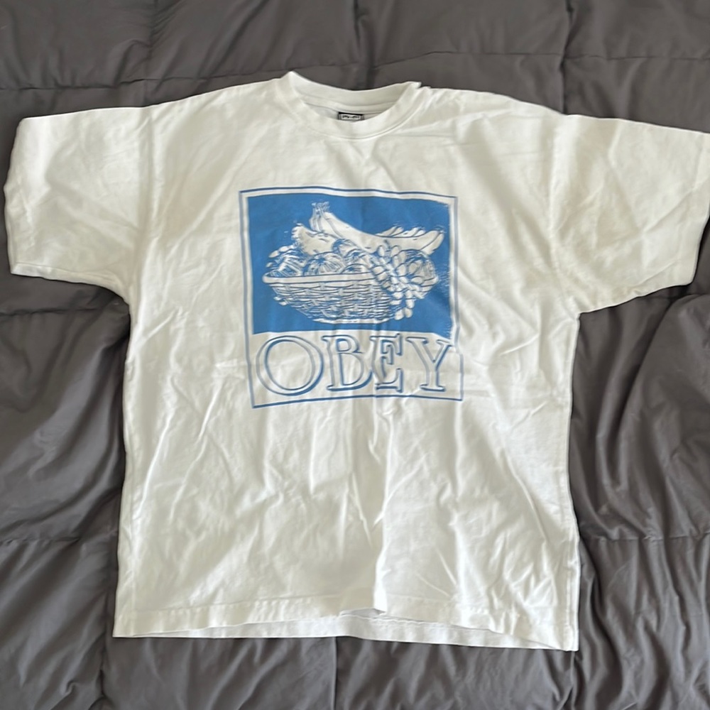 Large Obey Fruit basket t shirt